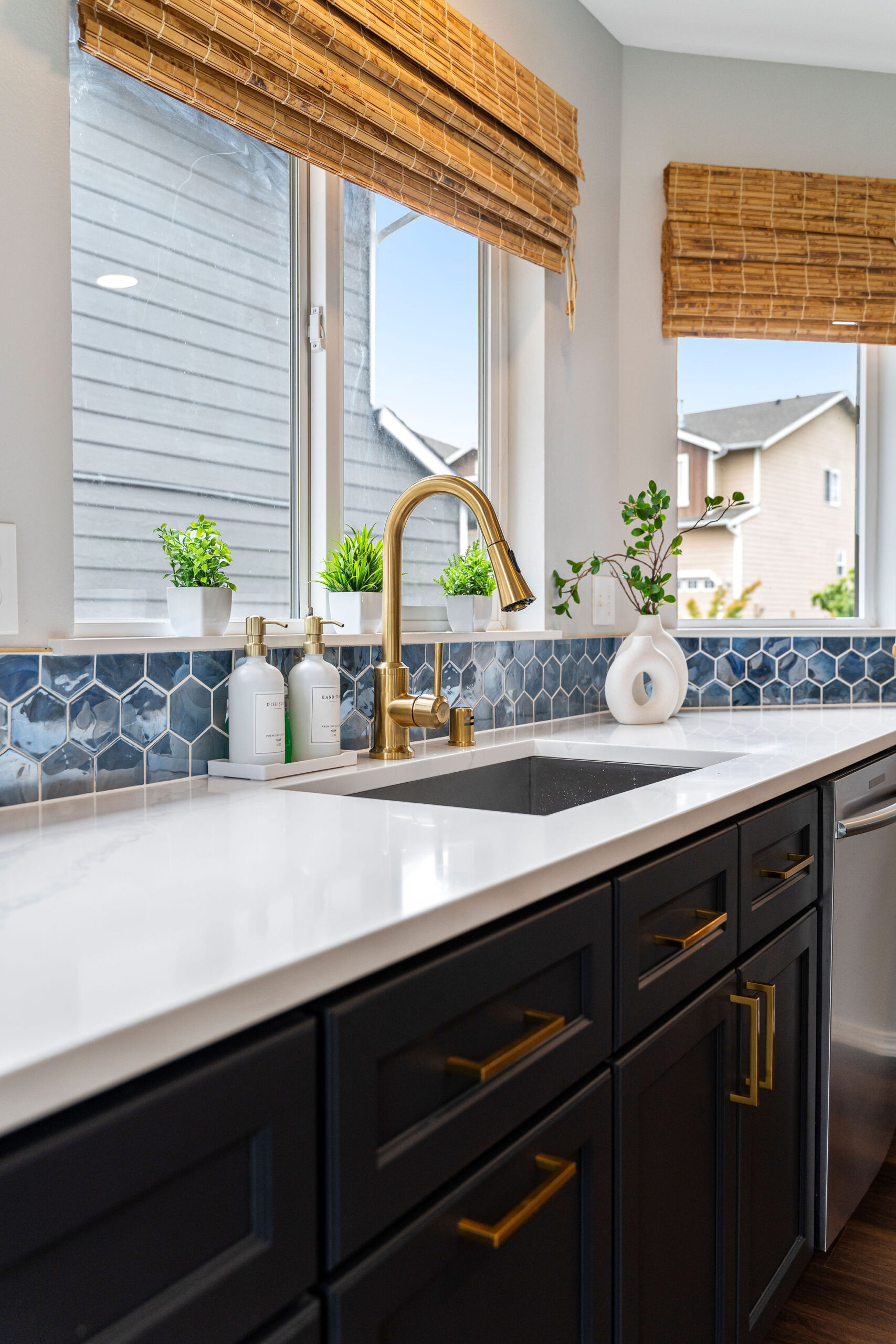 Kitchen sink