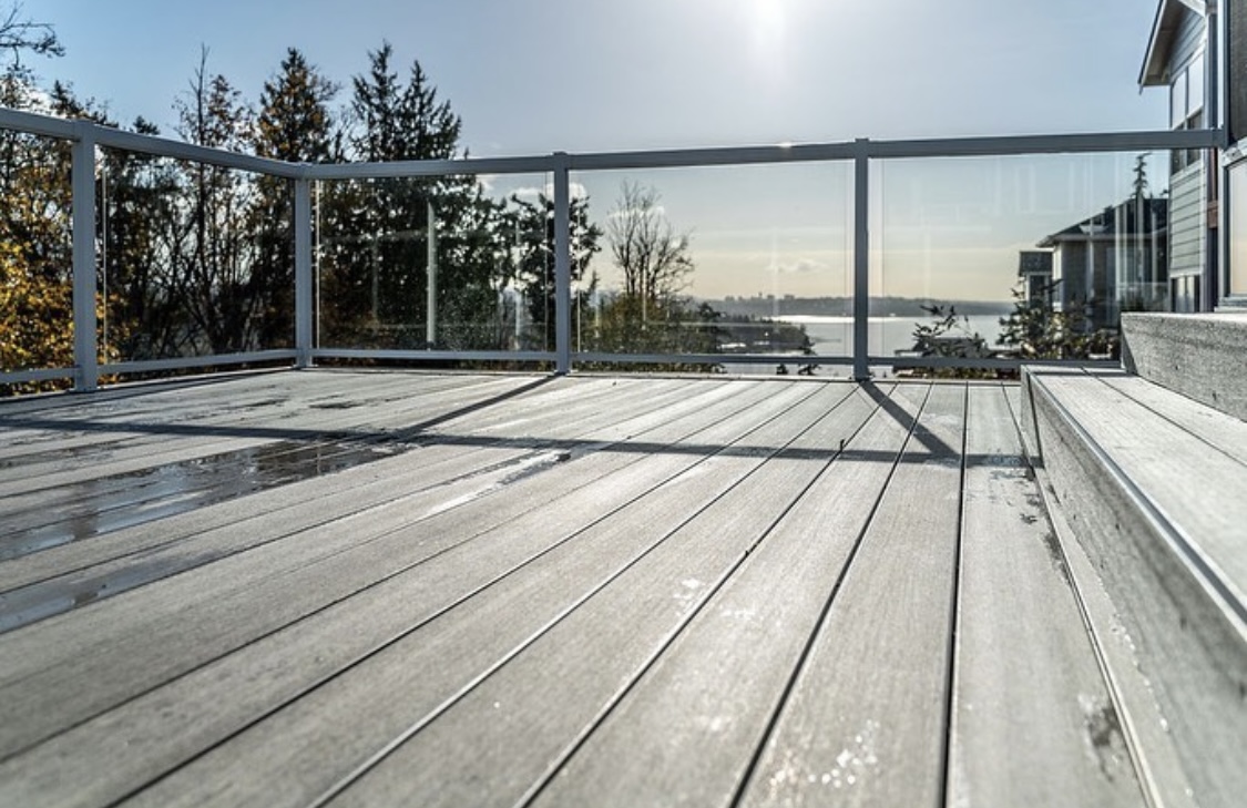 Juanita Deck Remodel